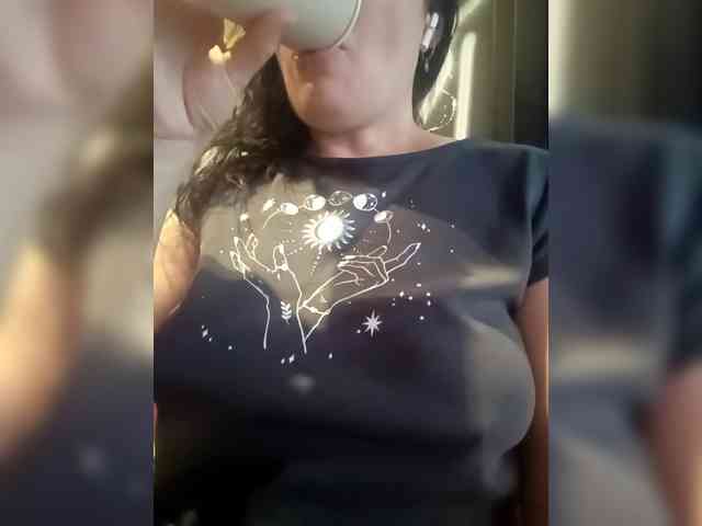 VictoriaPanther webcam