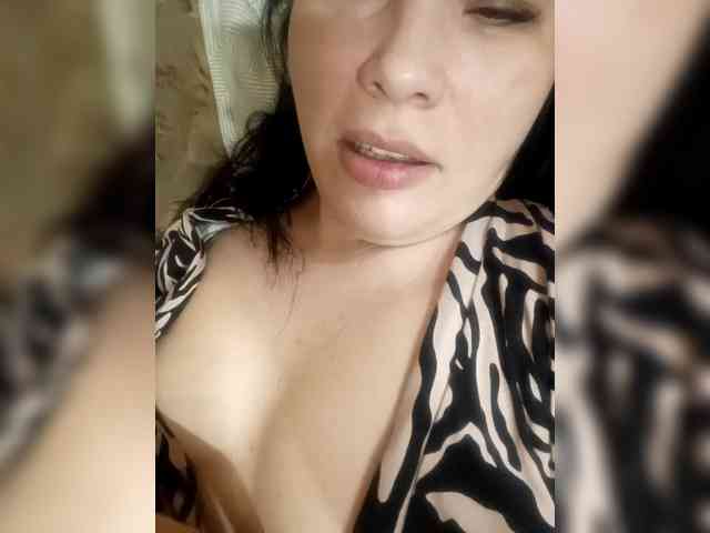 VictoriaPanther webcam