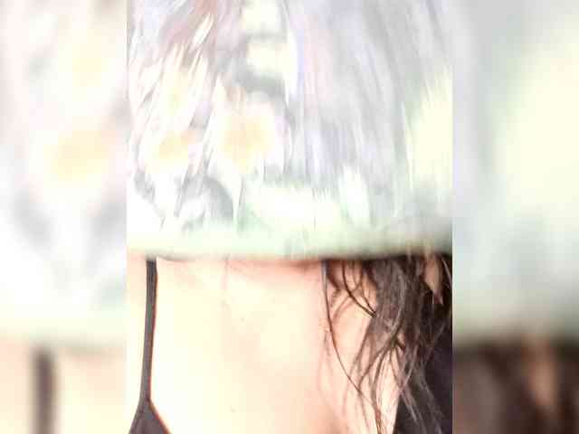 VictoriaPanther webcam