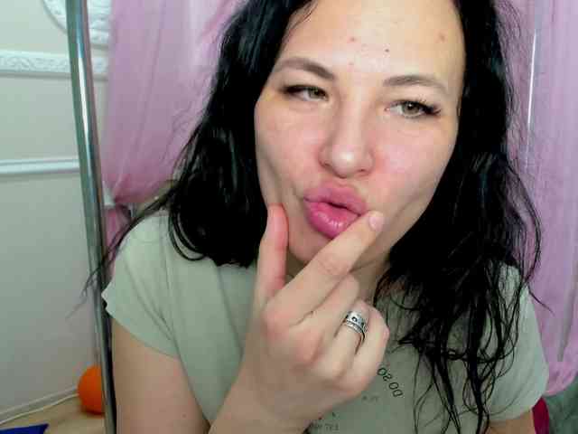 VictoriaPanther webcam