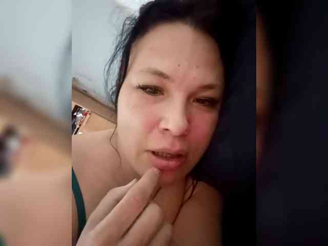 VictoriaPanther webcam