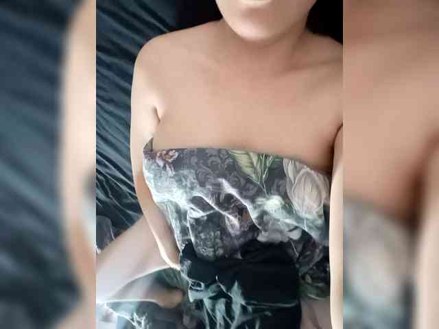 VictoriaPanther webcam