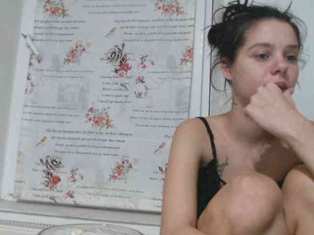 Candybrunet12 webcam