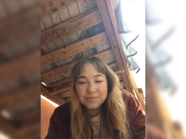 Lili-2003 webcam bongacams model stream image