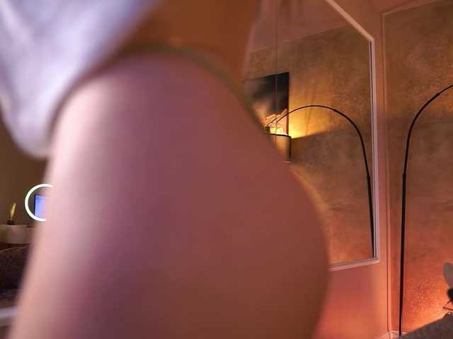 MaddieBryggs's BongaCams show and profile