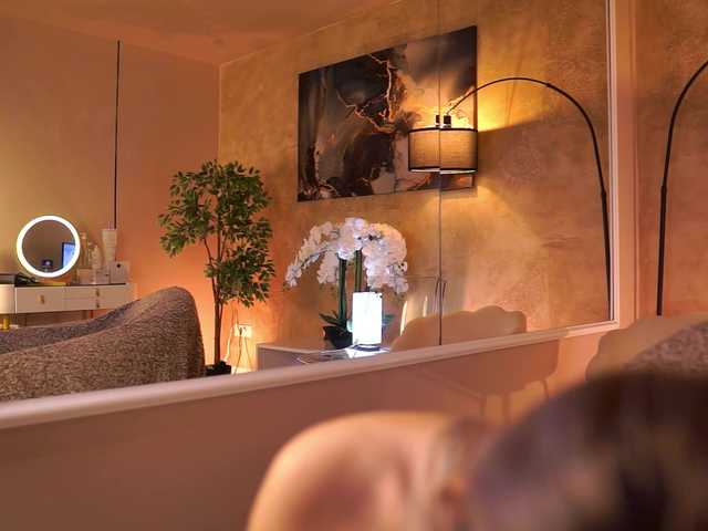 MaddieBryggs live cam