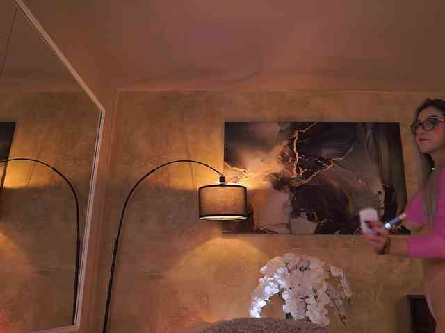 sex web cam MaddieBryggs