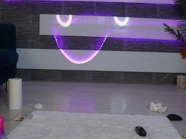 SexyCelline's BongaCams show and profile