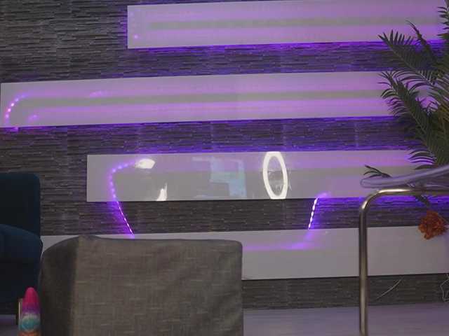 SexyCelline's BongaCams show and profile