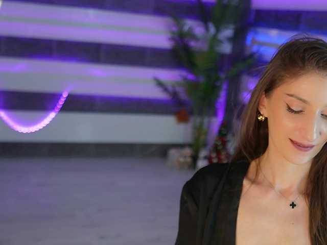 SexyCelline's BongaCams show and profile