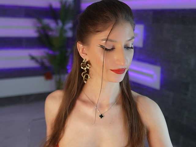SexyCelline's BongaCams show and profile