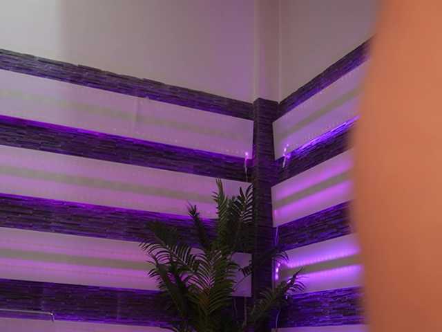 SexyCelline's BongaCams show and profile