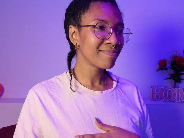 CarolineS from BongaCams is Freechat