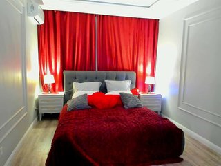 MakeYouHappy Porn Show