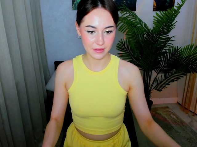 MakeYouHappy's BongaCams show and profile