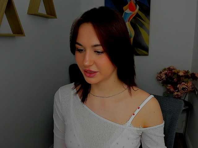 MakeYouHappy webcam bongacams model stream image