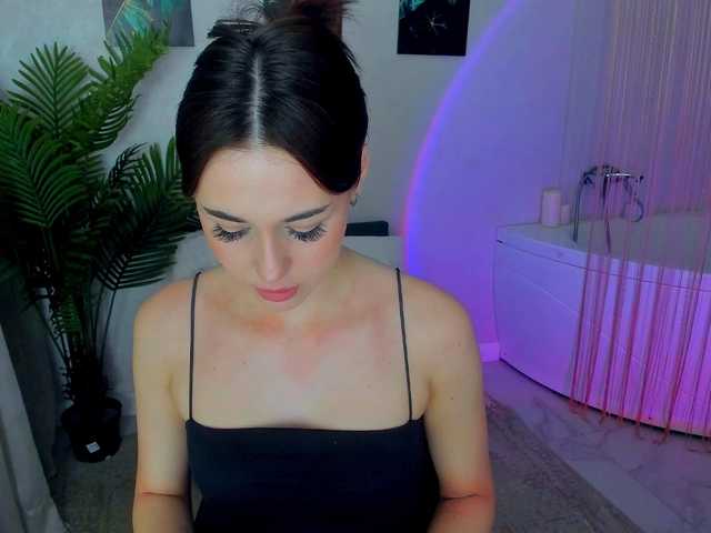 MakeYouHappy's BongaCams show and profile