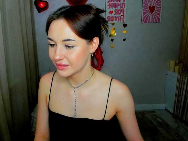 MakeYouHappy's BongaCams show and profile