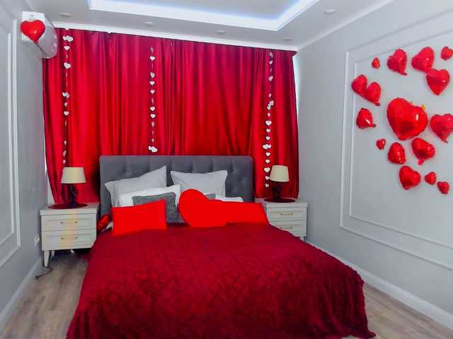 MakeYouHappy's BongaCams show and profile