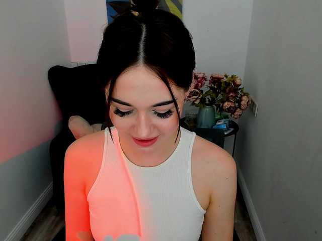 MakeYouHappy's BongaCams show and profile