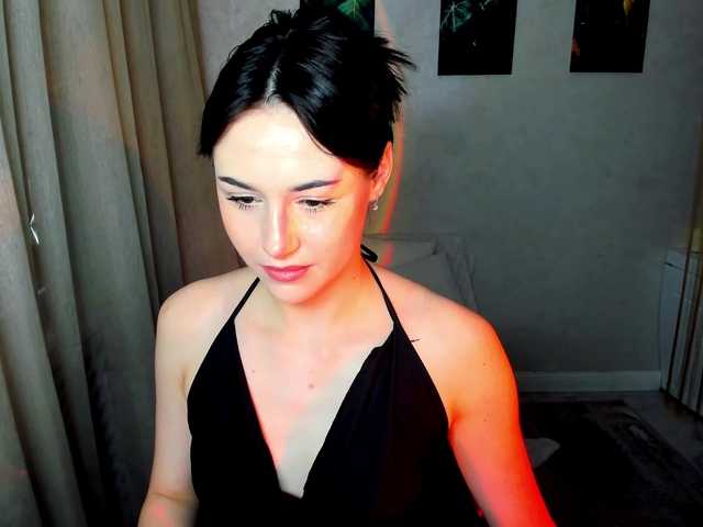 MakeYouHappy's BongaCams show and profile