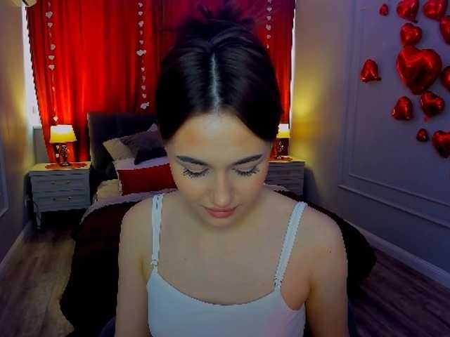 MakeYouHappy's BongaCams show and profile