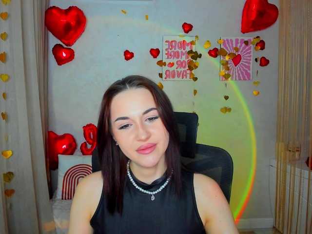 MakeYouHappy's BongaCams show and profile