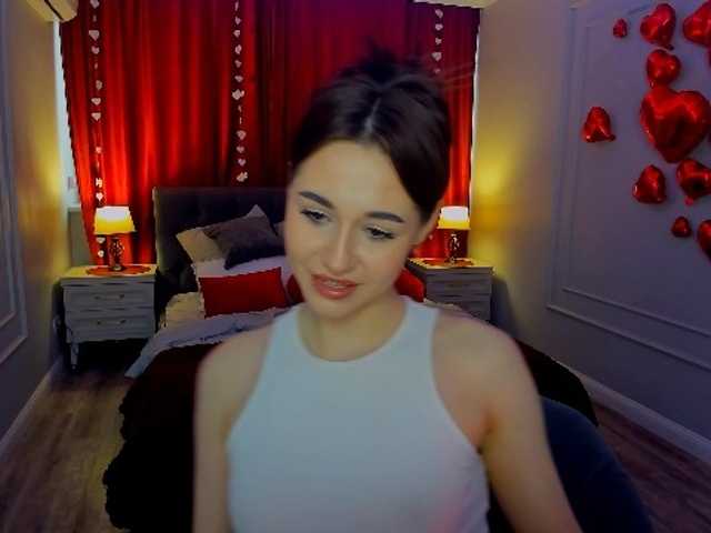 MakeYouHappy's BongaCams show and profile