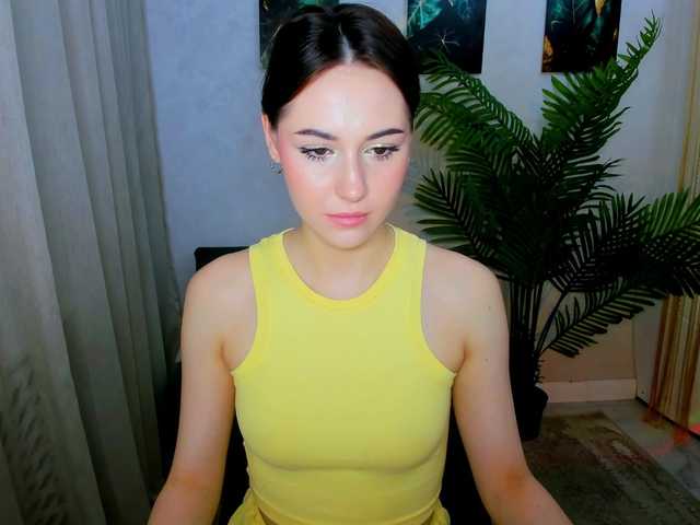 MakeYouHappy's BongaCams show and profile