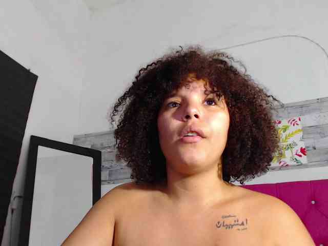 Bignaturalboobs webcam