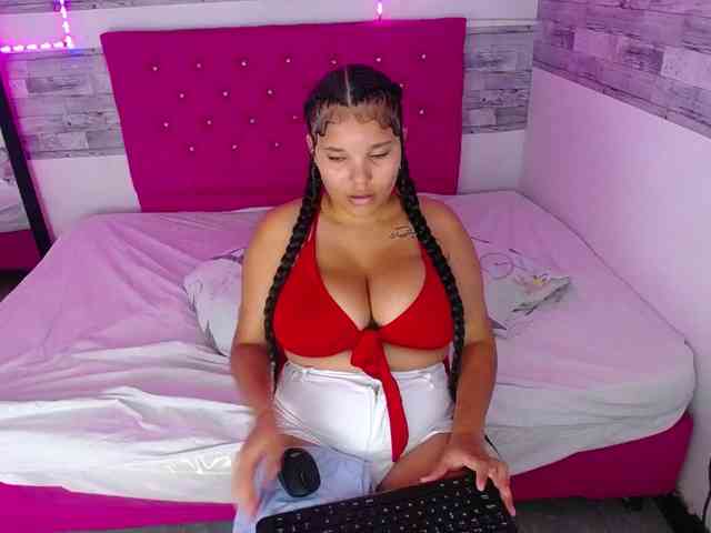 Bignaturalboobs webcam