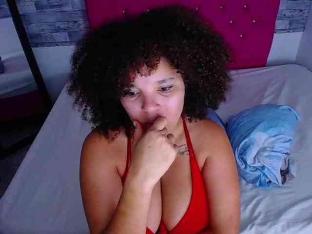 Bignaturalboobs webcam