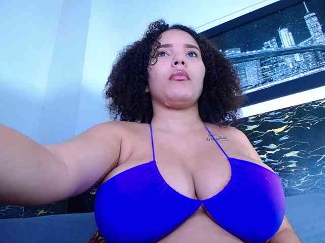 Bignaturalboobs webcam