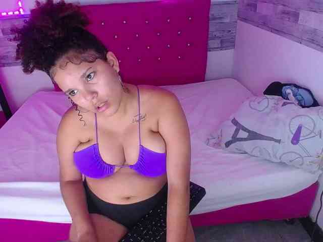 Bignaturalboobs webcam