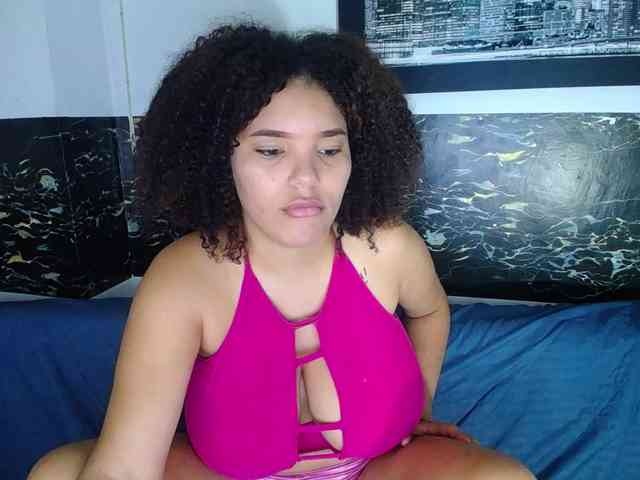 Bignaturalboobs webcam