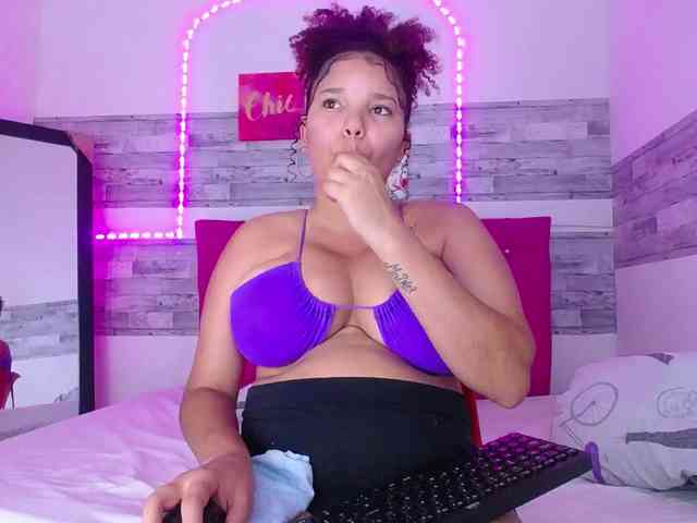 Bignaturalboobs webcam