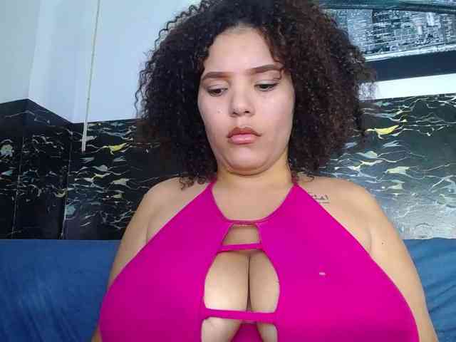 Bignaturalboobs webcam