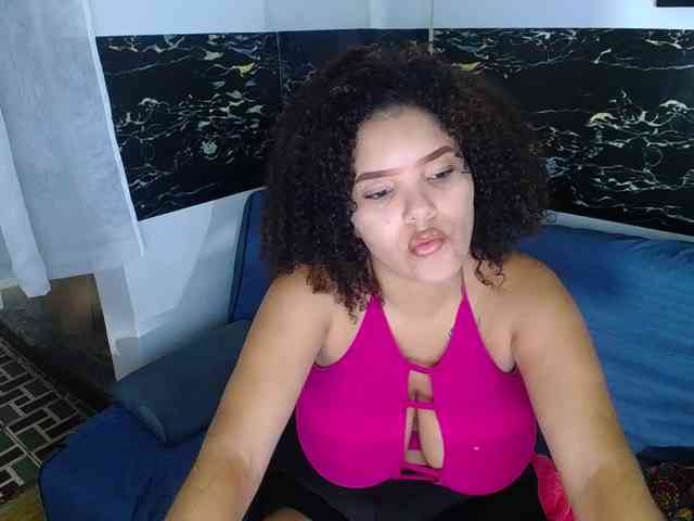 Bignaturalboobs webcam