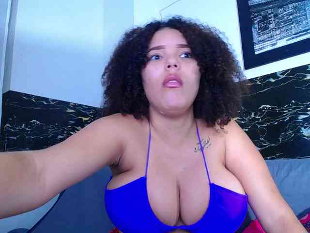 Bignaturalboobs webcam