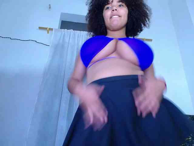 Bignaturalboobs webcam
