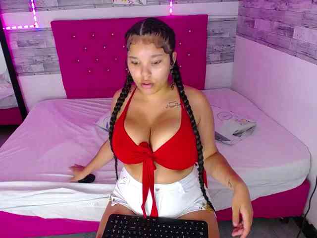 Bignaturalboobs webcam