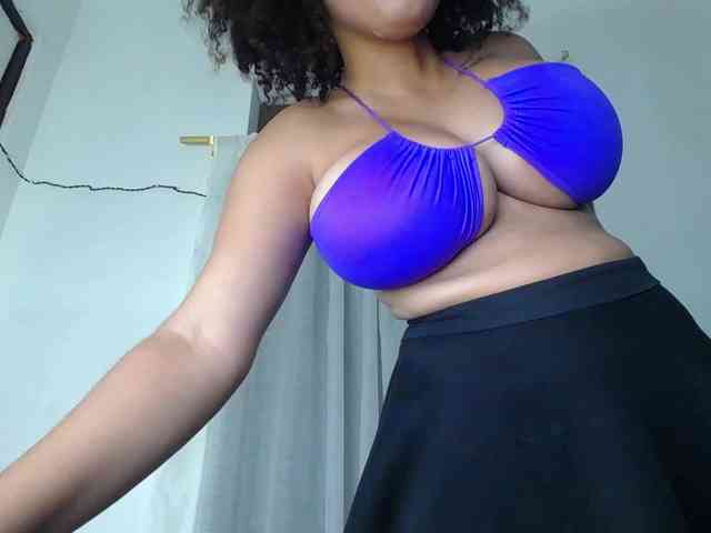 Bignaturalboobs webcam