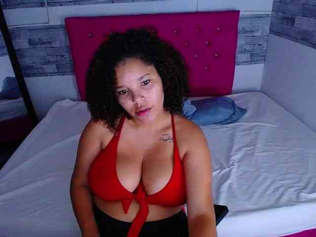 Bignaturalboobs webcam