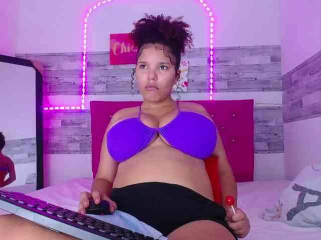 Bignaturalboobs webcam