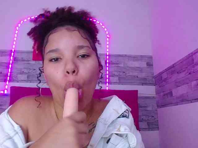 Bignaturalboobs webcam