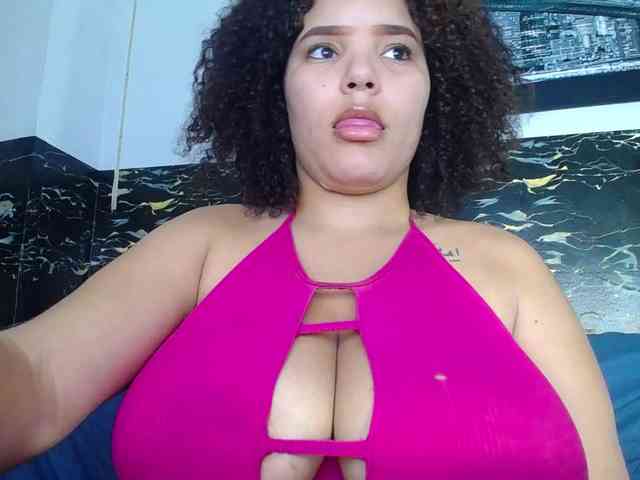 Bignaturalboobs webcam