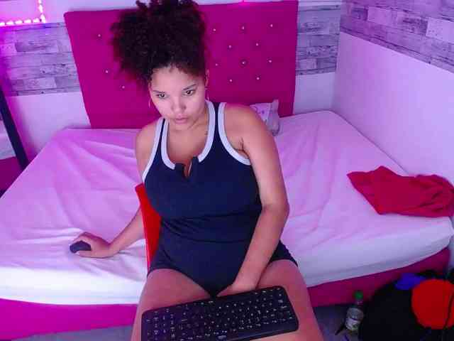 Bignaturalboobs webcam