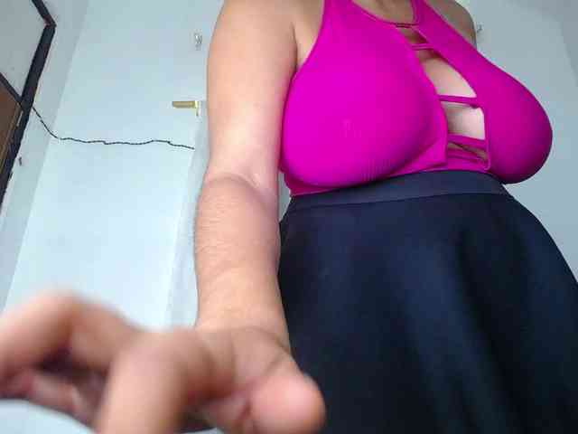 Bignaturalboobs webcam