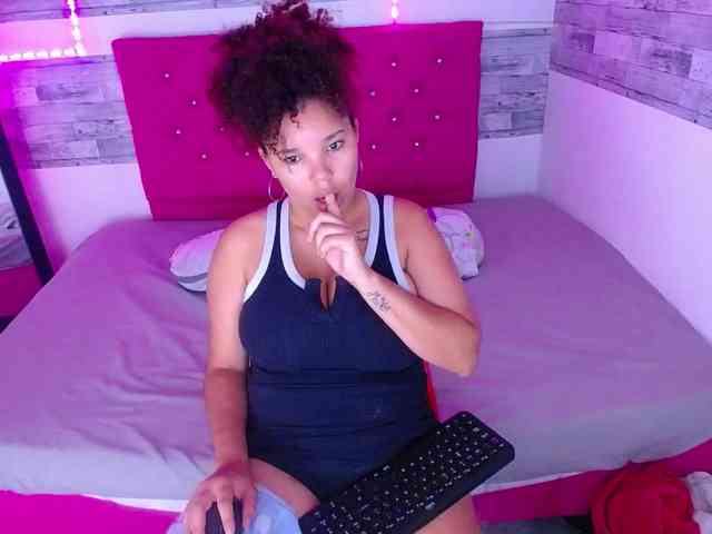 Bignaturalboobs webcam