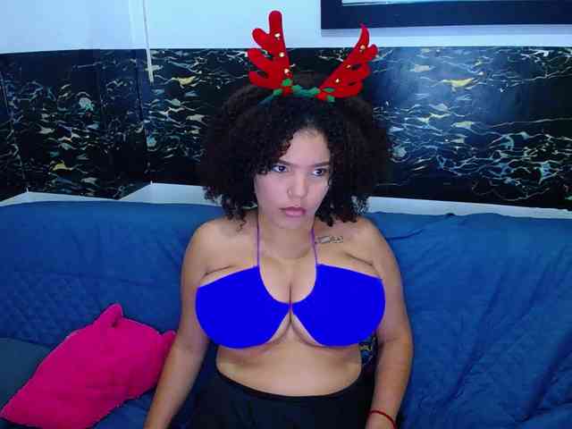 Bignaturalboobs webcam